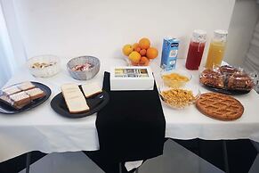 Clelia's Boutique Rooms & Suites