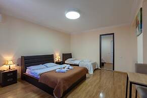 Hotel Nine