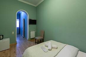 Hotel Nine