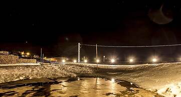 Mountain View Cedars