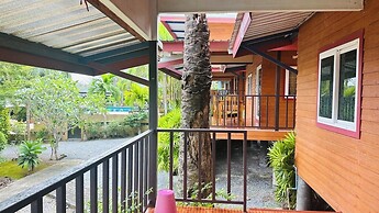 Palmthien Pool Villa Aonang