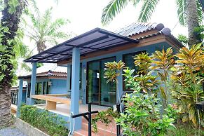 Palmthien Pool Villa Aonang