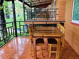 Palmthien Pool Villa Aonang