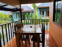 Palmthien Pool Villa Aonang