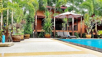 Palmthien Pool Villa Aonang