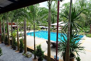 Palmthien Pool Villa Aonang