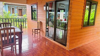 Palmthien Pool Villa Aonang