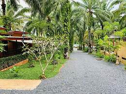 Palmthien Pool Villa Aonang