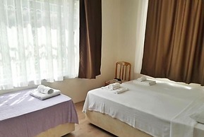 Camlaralti Pansiyon