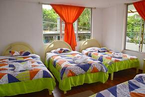 Hostal Santa Cruz Backpackers
