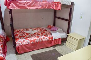 Hostal Santa Cruz Backpackers