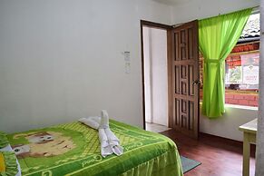 Hostal Santa Cruz Backpackers