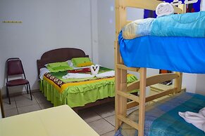 Hostal Santa Cruz Backpackers