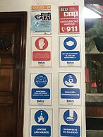 Hostal Santa Cruz Backpackers