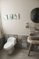 Casa Avelina Boutique Hostel