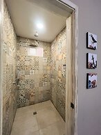 Casa Avelina Boutique Hostel