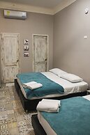 Casa Avelina Boutique Hostel