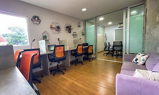 Casa Avelina Boutique Hostel