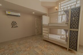 Casa Avelina Boutique Hostel