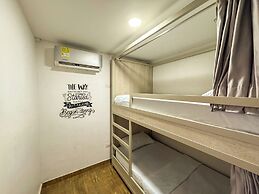 Casa Avelina Boutique Hostel