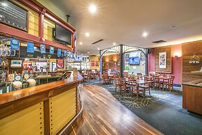 Nightcap at Exeter Hotel