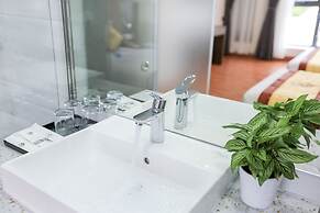 Prague Saigon Airport Hotel