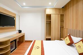 Prague Saigon Airport Hotel