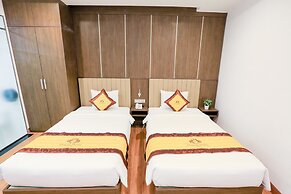 Prague Saigon Airport Hotel