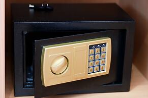 Prague Saigon Airport Hotel