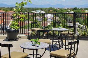 Uptown Hoi An Hotel