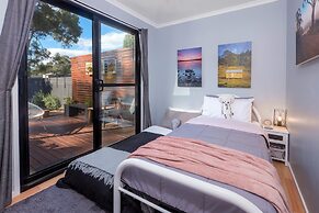 Three Beaches - Chic Eco Home Tasmania