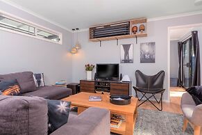 Three Beaches - Chic Eco Home Tasmania