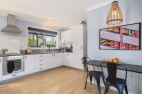 Three Beaches - Chic Eco Home Tasmania