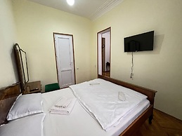 Guest House Top Floor
