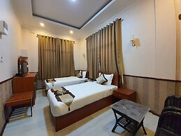 Shwe Pe Ti Hotel