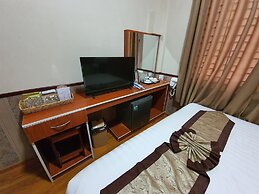 Shwe Pe Ti Hotel