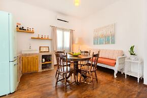 Pasithea Luxury Suites