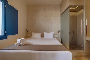 Pasithea Luxury Suites