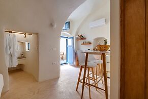 Pasithea Luxury Suites