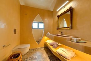 Pasithea Luxury Suites