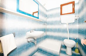 Guest House Rooms Rose