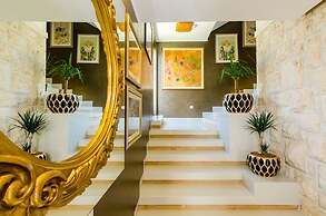 Villa Dolores Apartments