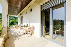 Villa Dolores Apartments