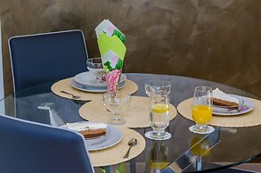 Villa Dolores Apartments