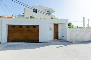 Villa Dolores Apartments