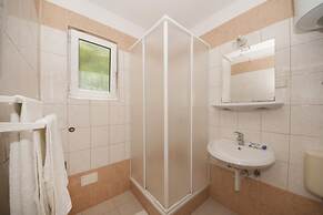 Apartments Jasenka Supetar