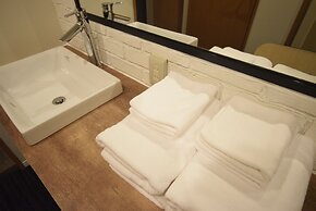 N.33 Hakata Sta. East