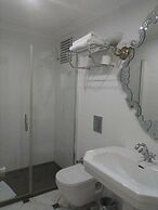 Cartoon Residence - Adults Only