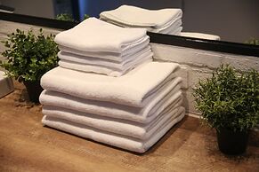 N.33 Hakata Sta. River Side