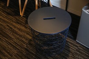 N.33 Hakata Sta. River Side